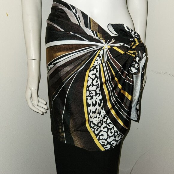 Longitude Swimsuit Cover-up Sarong || One Size Fits Most - Picture 3 of 6